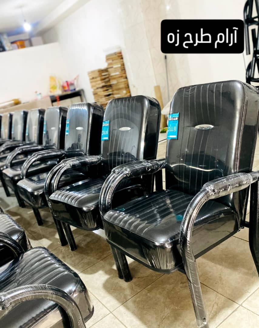 صندلی انتظار بنگاهی
